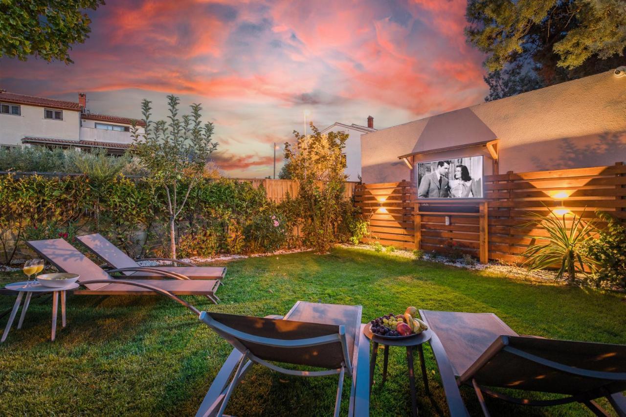Villa Andrija Family Dream With Heated Pool At The Sea With Beautiful Garden, Outside Cinema And Kids Playground Fažana Eksteriør billede