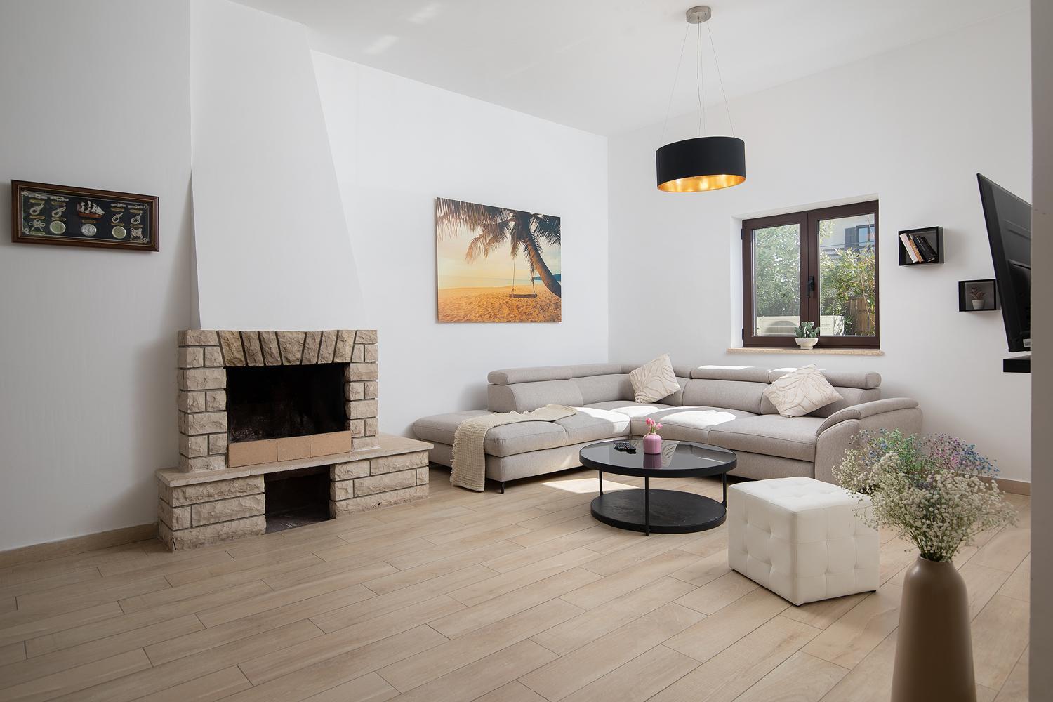 Villa Andrija Family Dream With Heated Pool At The Sea With Beautiful Garden, Outside Cinema And Kids Playground Fažana Eksteriør billede